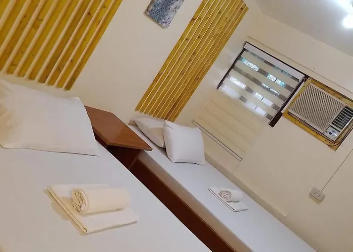Inn Carl Andrei Transient House *