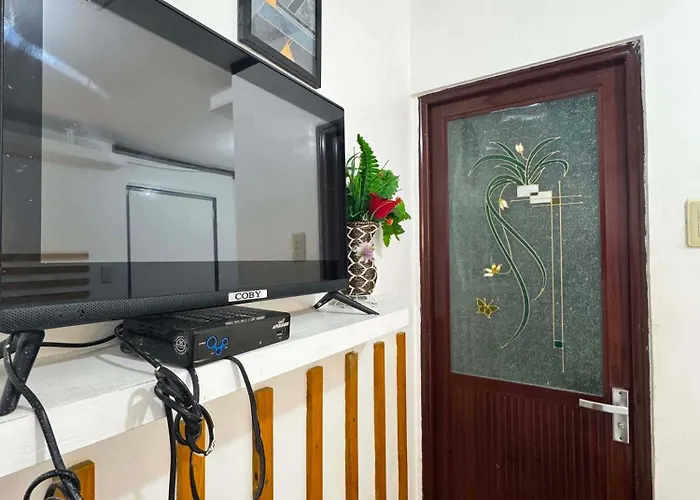 Inn Carl Andrei Transient House Manila